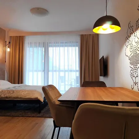 Apartment Come&stay Wola