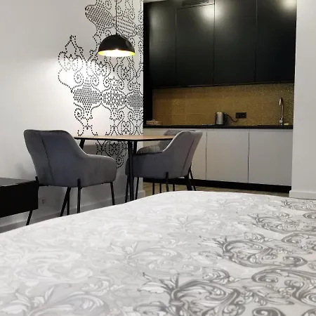 Come&stay Wola Apartment